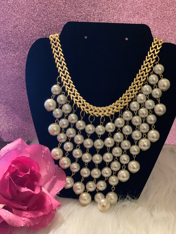 Lillie's Pearl Necklace